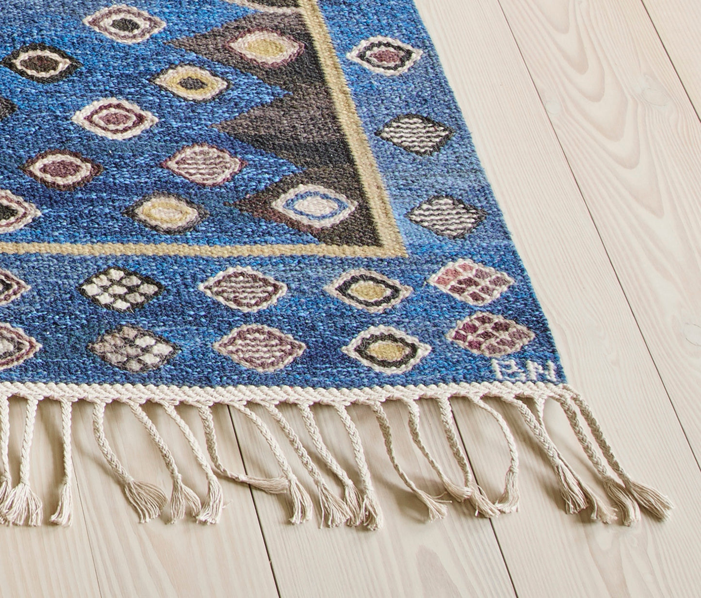 Rug