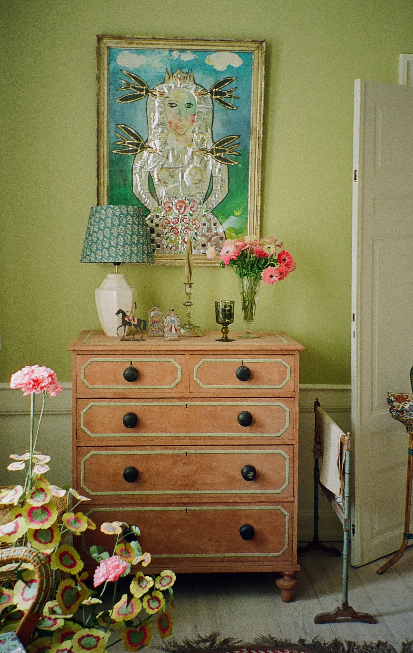 Chest of Drawers